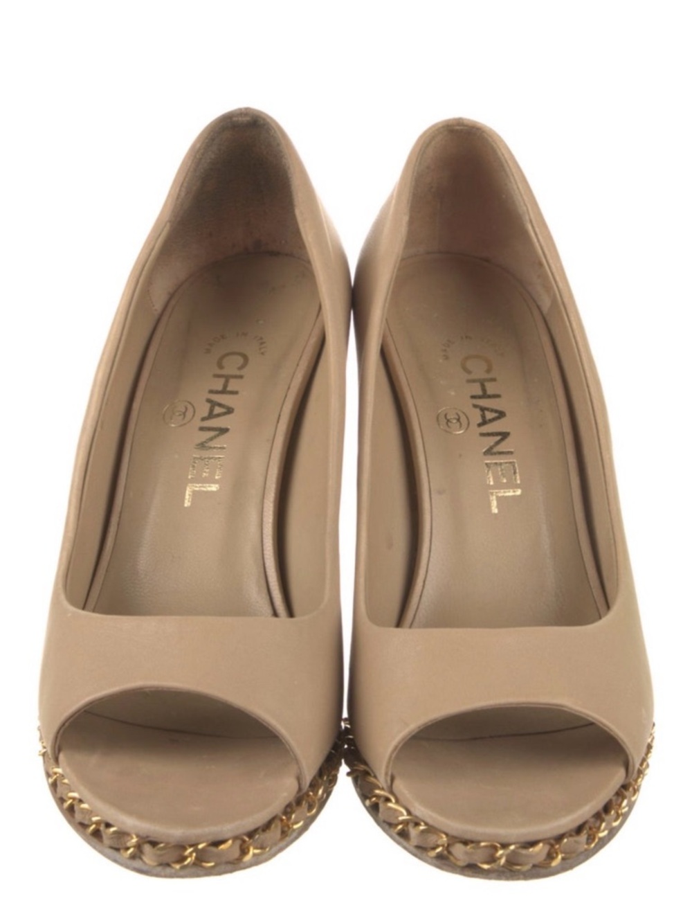 Iconic CHANEL Nude Beige Peep-Toe Platform with Chain Trim Interlocking CC logo